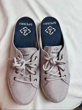 Sperry Slip-On Canvas Sneakers in Pale Lavender